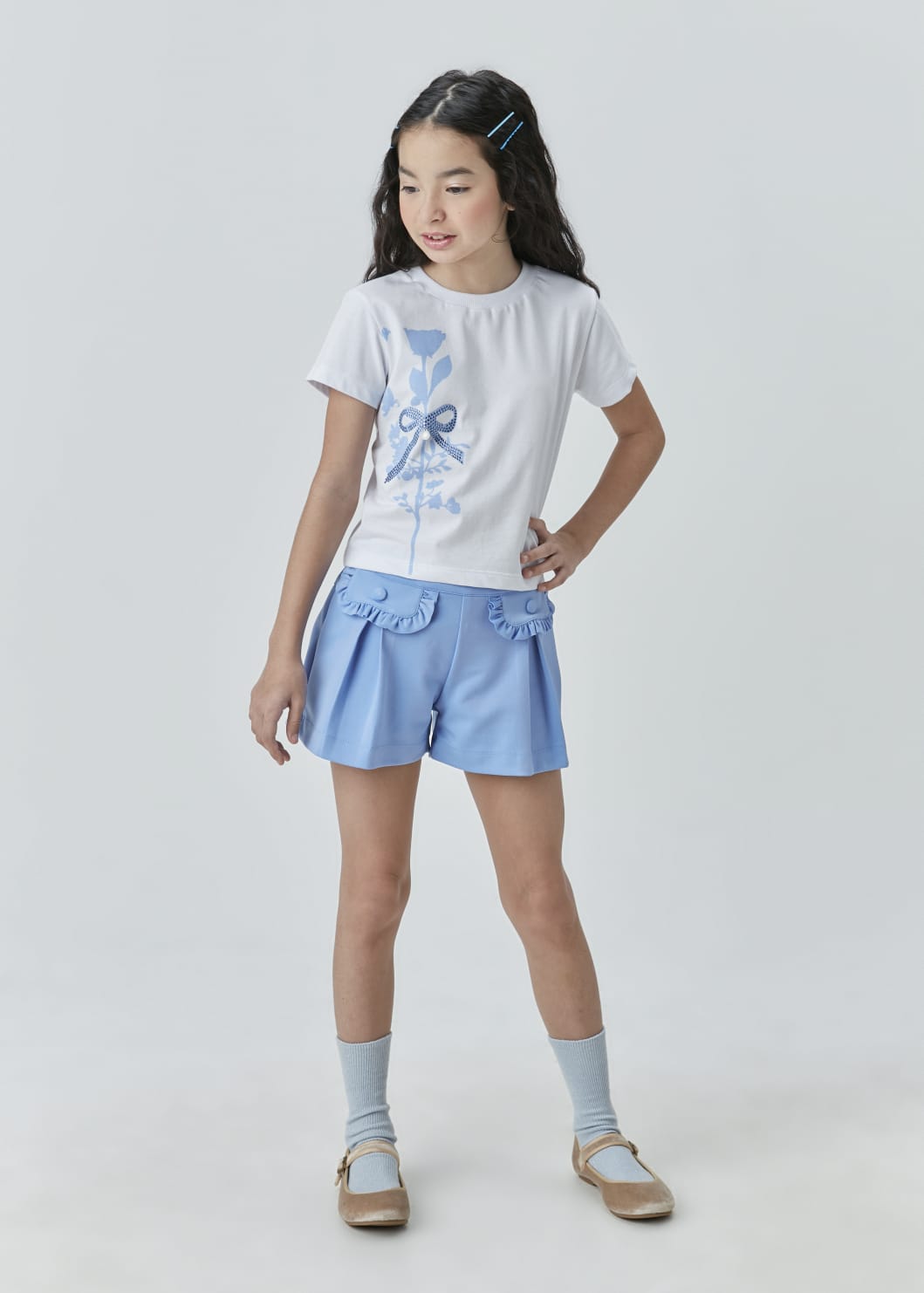 Conjunto com blusa e short Um Mais Um